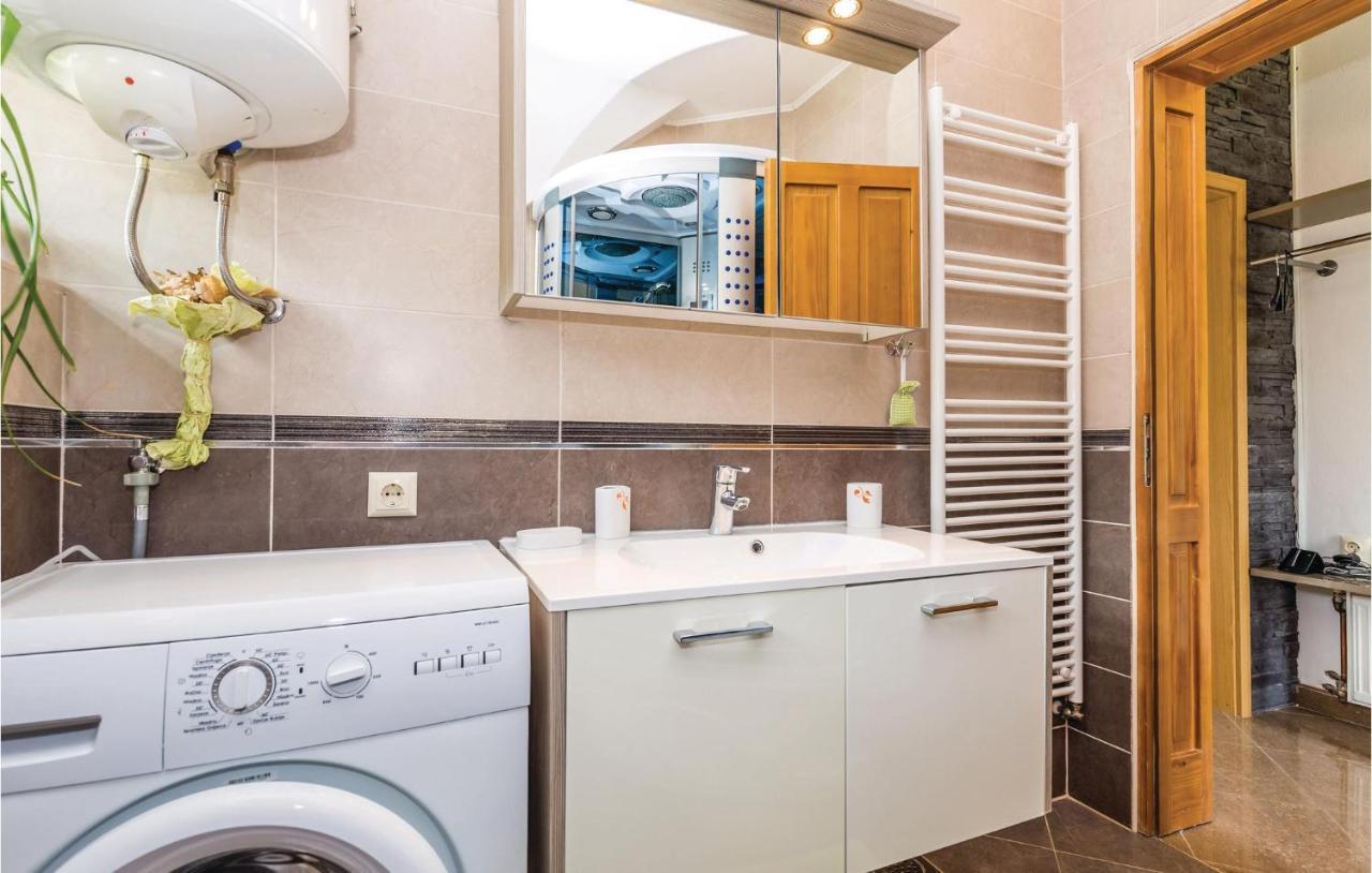 3 Bedroom Nice Home In Moravice Esterno foto
